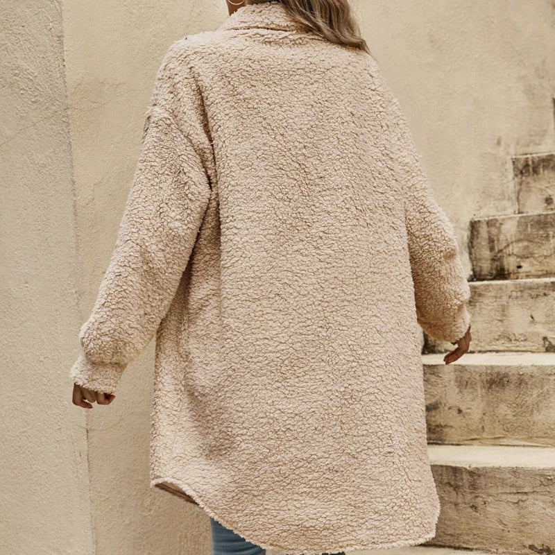 Trendige knielange flauschige Winterjacke für Frauen